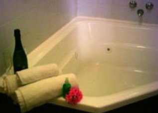 Ocean Grove Cedar Cabins - Hervey Bay Accommodation 0