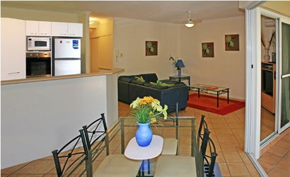 Sanctuary Lake Apartments - Hervey Bay Accommodation 7