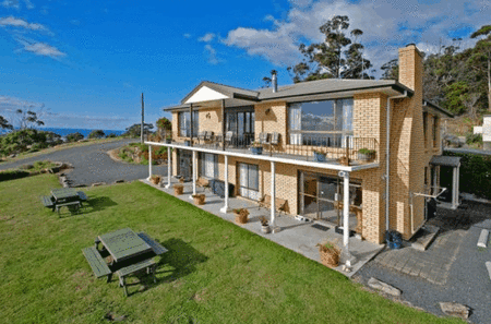 Bichenos Ocean View Retreat - Hervey Bay Accommodation