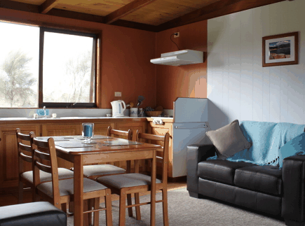 Flinders Island Cabin Park - Hervey Bay Accommodation