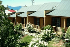 Meredith House - Tourism Hervey Bay 1