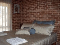 Lakeside Lodge Baldivis - Hervey Bay Accommodation