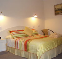 Melaleuca Wey Bed  Breakfast - Hervey Bay Accommodation