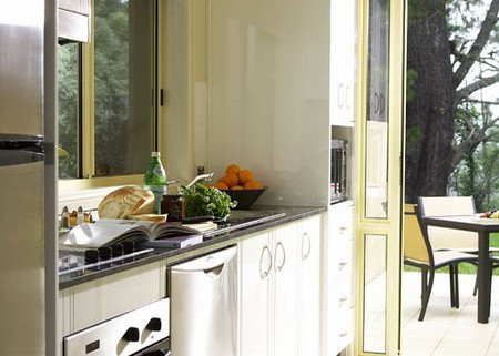 Falls Mountain Retreat - Hervey Bay Accommodation 2