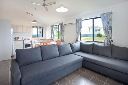 Surfbeach Holiday Park - Hervey Bay Accommodation 1