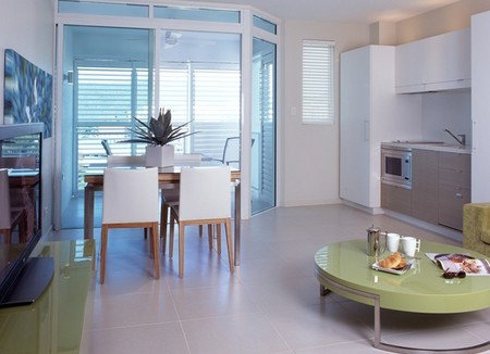 201 Lake Street - Hervey Bay Accommodation 2