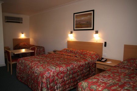 Abel Tasman Motor Inn Dubbo - Hervey Bay Accommodation 2