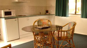 Best Western Sundown Motel - Hervey Bay Accommodation 2