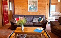 Blue Wren Cottage - Hervey Bay Accommodation 4