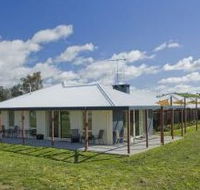 Country Guesthouse Schonegg - Hervey Bay Accommodation