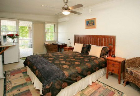The Bank Guest House & Tellers Restaurant - Hervey Bay Accommodation 1
