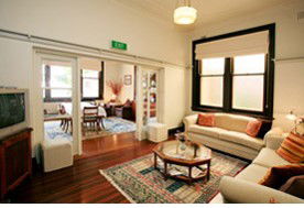 The Bank Guest House & Tellers Restaurant - Hervey Bay Accommodation 2