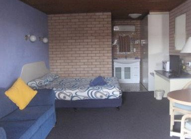 Cameo Inn Motel - Hervey Bay Accommodation 1