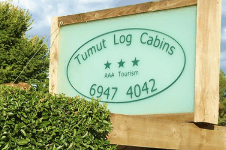 Tumut Log Cabins - thumb 3