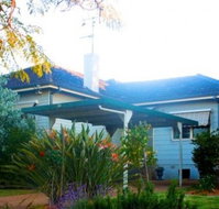 Straw Houses - Hervey Bay Accommodation