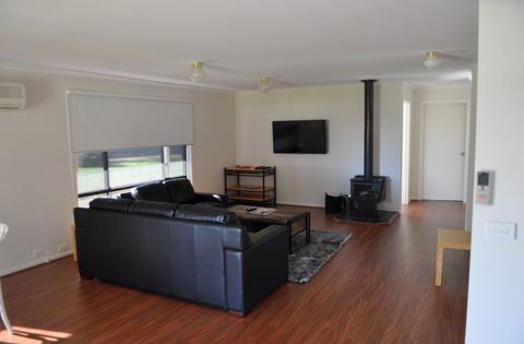Mansfield Spa Retreat - Hervey Bay Accommodation 5