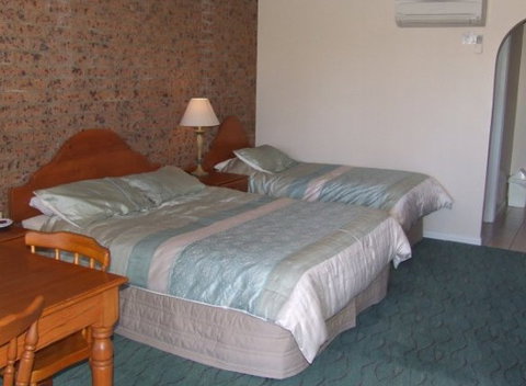 Swaggers Motor Inn, Yass - Hervey Bay Accommodation 1