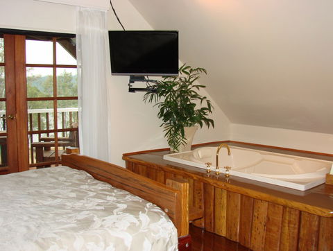 Clarence River Bed & Breakfast - Hervey Bay Accommodation 2