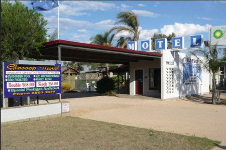 Glossop Motel - Hervey Bay Accommodation 0