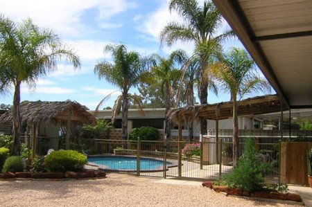 Glossop Motel - Hervey Bay Accommodation 2