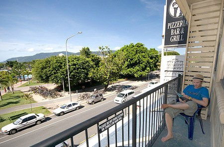 Global Backpackers - Hervey Bay Accommodation 1