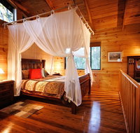 Ravensbourne Forest Chalets - Hervey Bay Accommodation