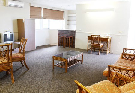 Econo Lodge City Star - Hervey Bay Accommodation 4
