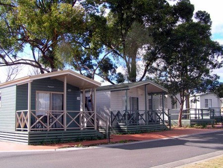 Poplar Tourist Park - Hervey Bay Accommodation 1