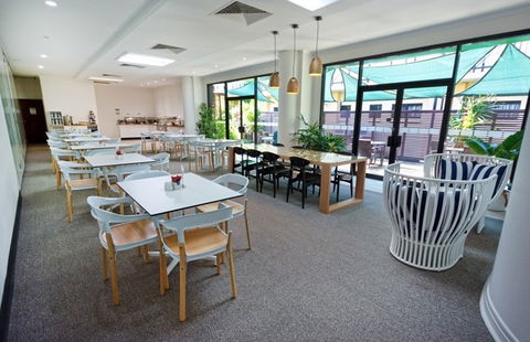 Palms City Resort - Tourism Hervey Bay 5