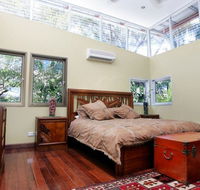 Moonshadow Villas - Hervey Bay Accommodation