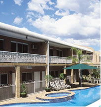 Macarthur Inn - Hervey Bay Accommodation 0