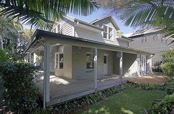 Ayesha's Luxury Beach House - Tourism Hervey Bay 5