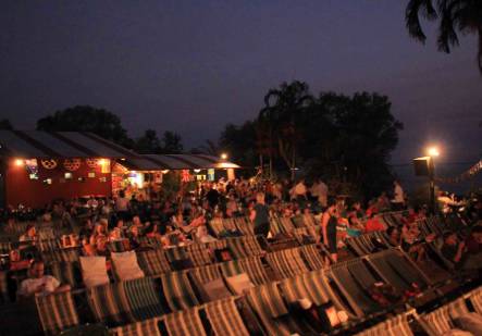 Deckchair Cinema - Tourism Hervey Bay 4