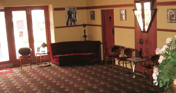 Cygnet Como Cinema - Hervey Bay Accommodation 2