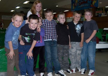 Dragon City Lanes - Tourism Hervey Bay 2