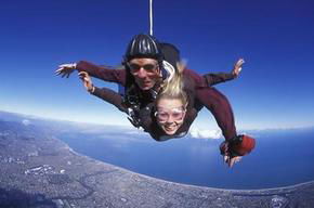 Adelaide Tandem Skydiving - Tourism Hervey Bay 1