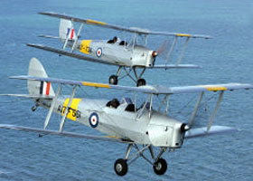 Vintage Tiger Moth Joy Flights - Hervey Bay Accommodation 2
