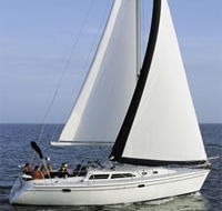 Victorian Yacht Charters - Hervey Bay Accommodation