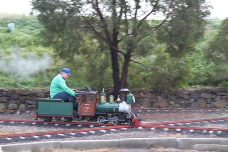 Altona Miniture Railway - Hervey Bay Accommodation 2
