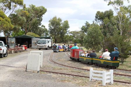 Altona Miniture Railway - Hervey Bay Accommodation 3