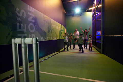 Melbourne Cricket Ground - Hervey Bay Accommodation 4