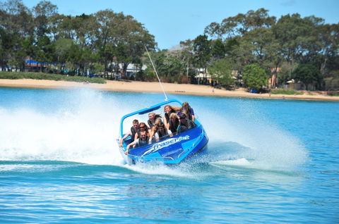 Aquavue Cafe Watersports - Tourism Hervey Bay 11
