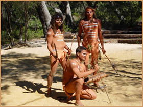 Wardan Aboriginal Centre - Tourism Hervey Bay 0