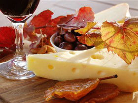 McLaren Vale Cheese And Wine Trail - Hervey Bay Accommodation 0