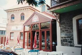 Port Dock Brewery Hotel - Hervey Bay Accommodation 0