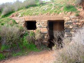 Miners Dugouts - Hervey Bay Accommodation 0