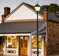 Hither and Yon Wines - Hervey Bay Accommodation