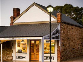 Hither And Yon Wines - Hervey Bay Accommodation 0