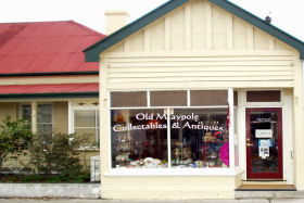 Old Maypole Collectables & Antiques - Tourism Hervey Bay 0