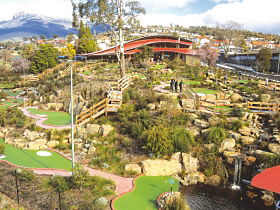 Putters Adventure Golf - Tourism Hervey Bay 0